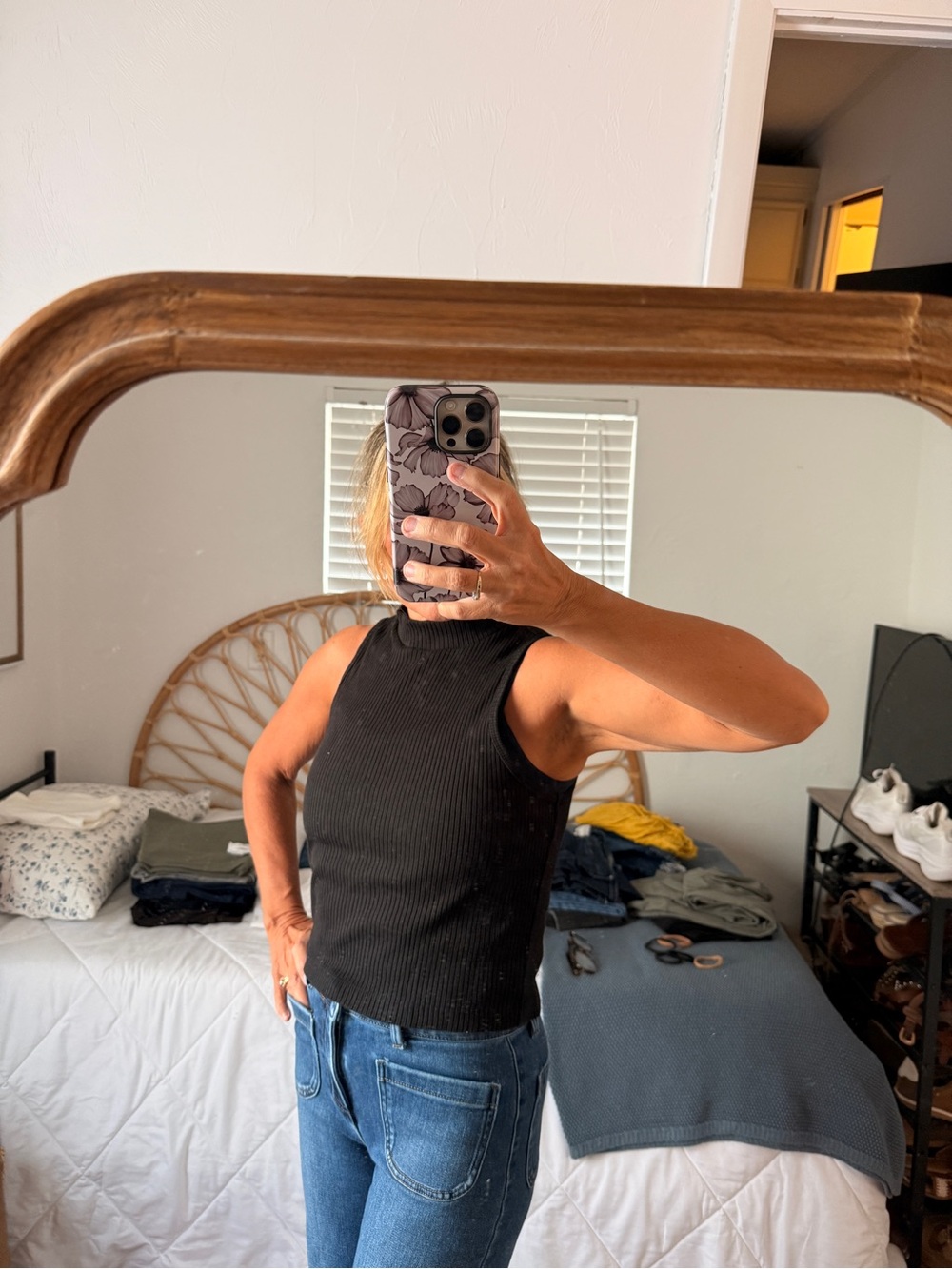 2 Sleeveless : A Black and A White Ribbed Mock Neck Tank Top - Picture 5 of 5